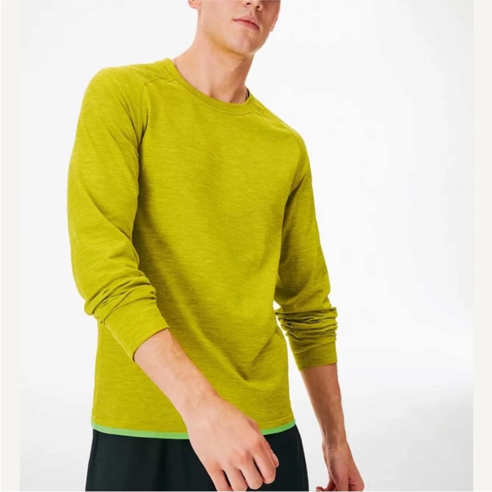 Outdoor Voices Seamless Longsleeve Mossy Size Medium